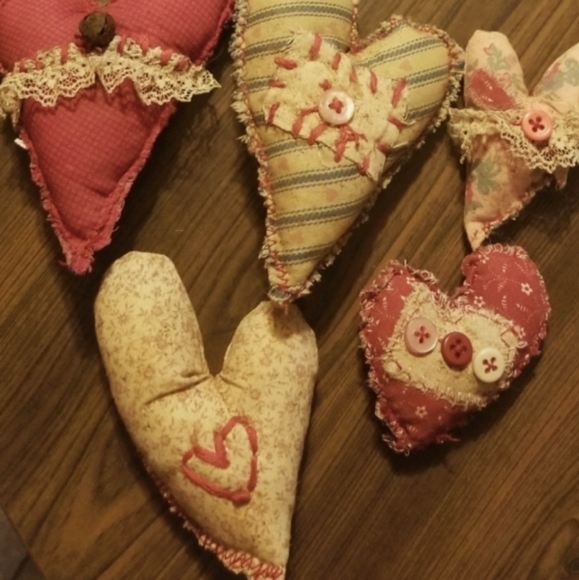 Primitive Valentine's Heart Bowl fillers - Picture 10 of 11